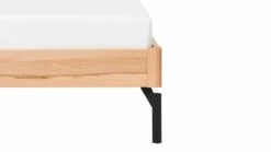 Karlsson Bed Sky Met Hoofdbord Hout En Poten Metaal -Wolkbed Winkel Bed Sky beuken met hoofdbord hout en poot metaal 1
