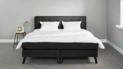 Box Nottingham Met Gestoffeerd Matras