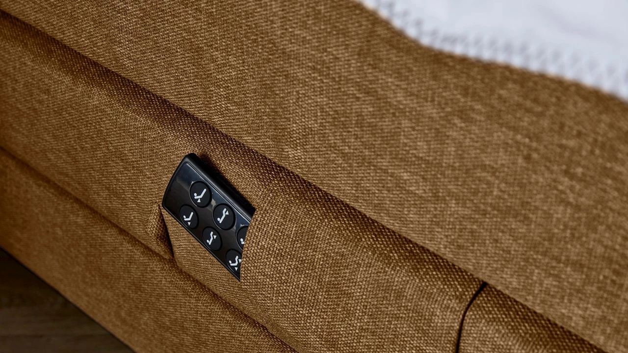 Boxspring Jade Verstelbaar Met Gestoffeerd Matras 8 Boxspring Jade Verstelbaar Met Gestoffeerd Matras - Afbeelding 6